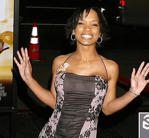 Video vixen claims she was presented as a ‘gift to Diddy’ and had to prove her ‘worthiness’ to Jay-Z