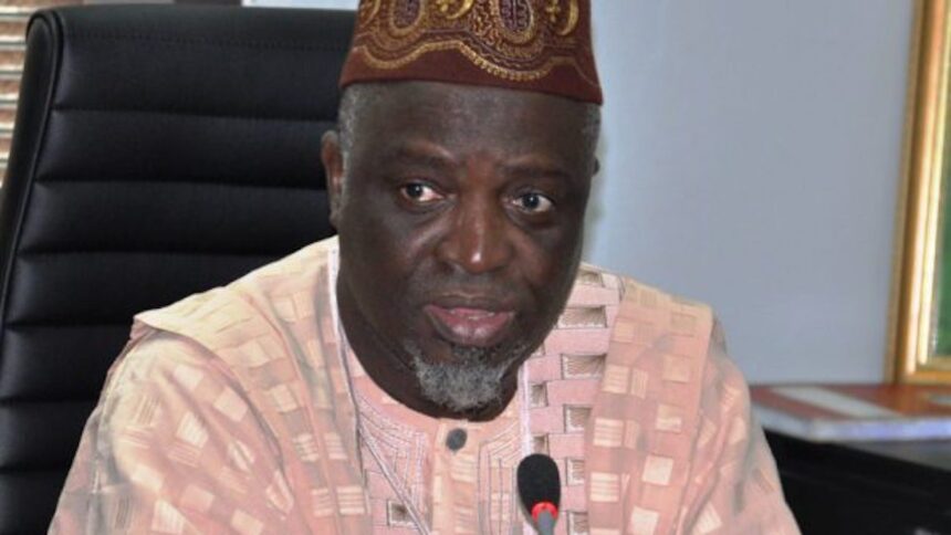 Prof Ishaq Oloyede