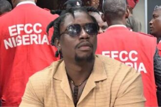 VeryDarkMan Yet To Secure Bail As EFCC Grills Activist Again