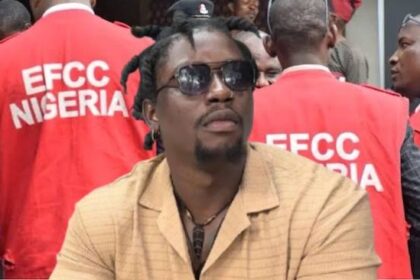 VeryDarkMan Yet To Secure Bail As EFCC Grills Activist Again