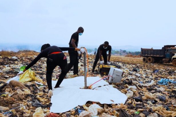 Nigerian Scientists Develop Methane-Eating Microbes that Make Plastic