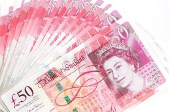 How a former governor spraying £50 bills in London was arrested