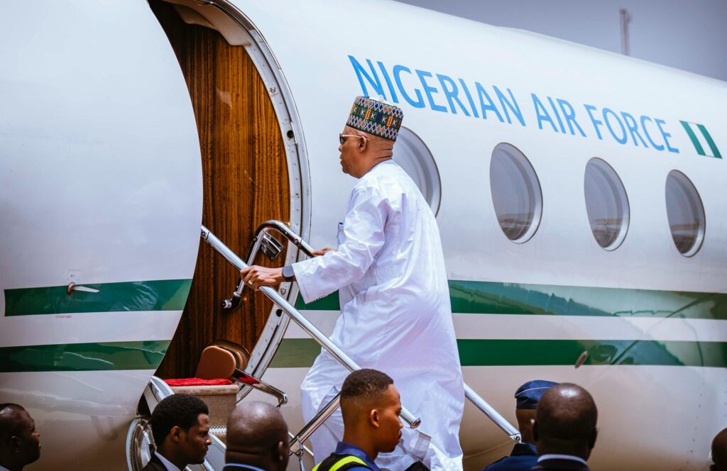 JUST IN: VP Shettima departs Daura for Abuja after Buhari’s burial