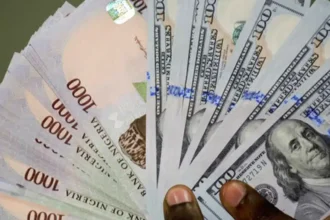 Naira strengthens against dollar, closes week at N1,534.72