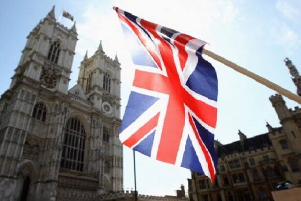 Panic grips UK-based Nigerians as govt scraps over 100 skilled jobs