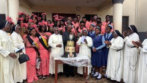 Peter Obi donates N25m to college in Anambra [PHOTOS]