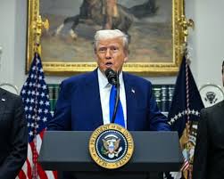 Trump gives Putin 10-12 days for Ukraine talks