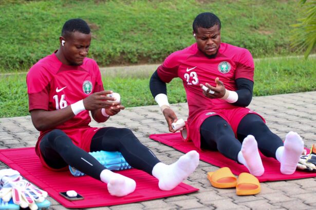Watch: Nwabali’s siesta cut short as unknown Oyinbo declares himself Super Eagles’ next No.1