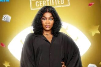 BBNaija 10: Sultana Causes Stir As She Kisses Two Different Men In Space Of 48 Hours