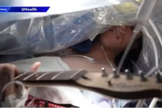 Doctors Stunned As Man Plays Guitar While Having Brain Surgery