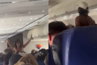 Female Flight Passenger Strips N@ked, Runs Down The Aisle For 25 Minutes (Video)