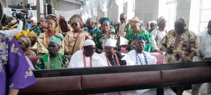 Final Burial Service Underway For Late Olubadan, Olakulehin (Photos)