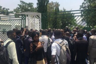 Judges, Lawyers, Litigants, Workers Run For Their Lives During Fire Simulation Exercise At Abuja FHC