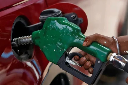 Nigerian filling stations reduce fuel price after Dangote Refinery’s adjustment