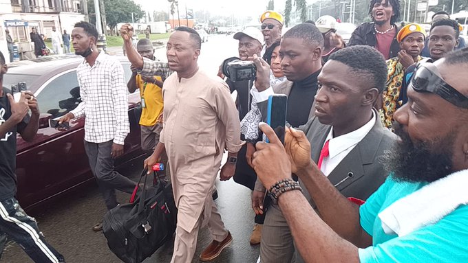 Police Summon: Sowore Storms Force Hqrs With Travel Bag, Toothpaste, Soap