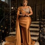 Sarah Martins marks birthday in glam look