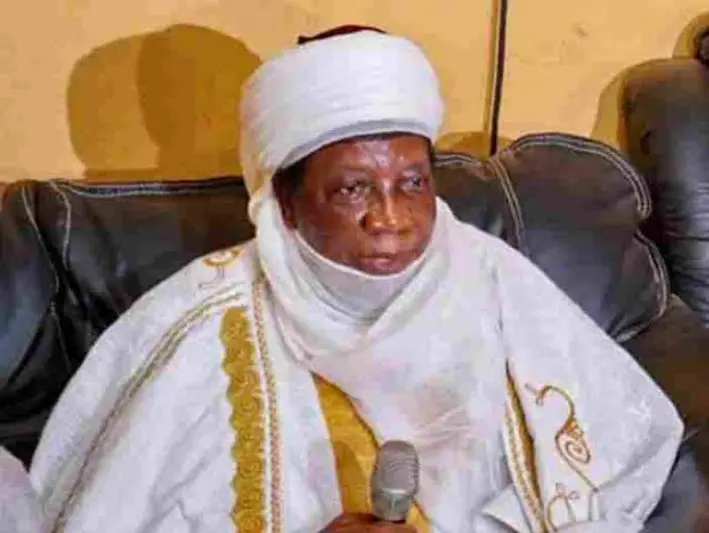 Tinubu, Northern monarchs pay last respect as Zuru Emir is buried