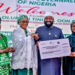 Tinubu's Wife, Oluremi Tinubu Donates N1bn, Relief Materials to Victims of Flooding, Banditry