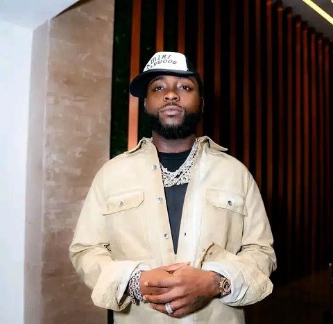 Watch Theft: You Owe Nobody Explanation – Davido Reacts to Ubi Franklin’s Clarification