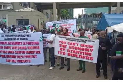 Contractors in Nigeria protest 2024 unpaid jobs, disrupt business at Ministry of Finance