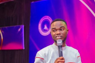 Drama As Nigerian Pastor Hands Out Bras To Female Members Who Came To Church Braless (Video)