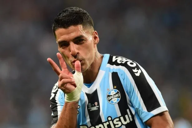 EPL: He lacks level – Suarez on Arsenal’s Viktor Gyokeres