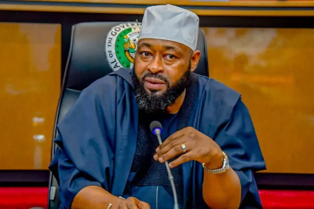 Niger Gov Bago dissolves cabinet, retains principal staff