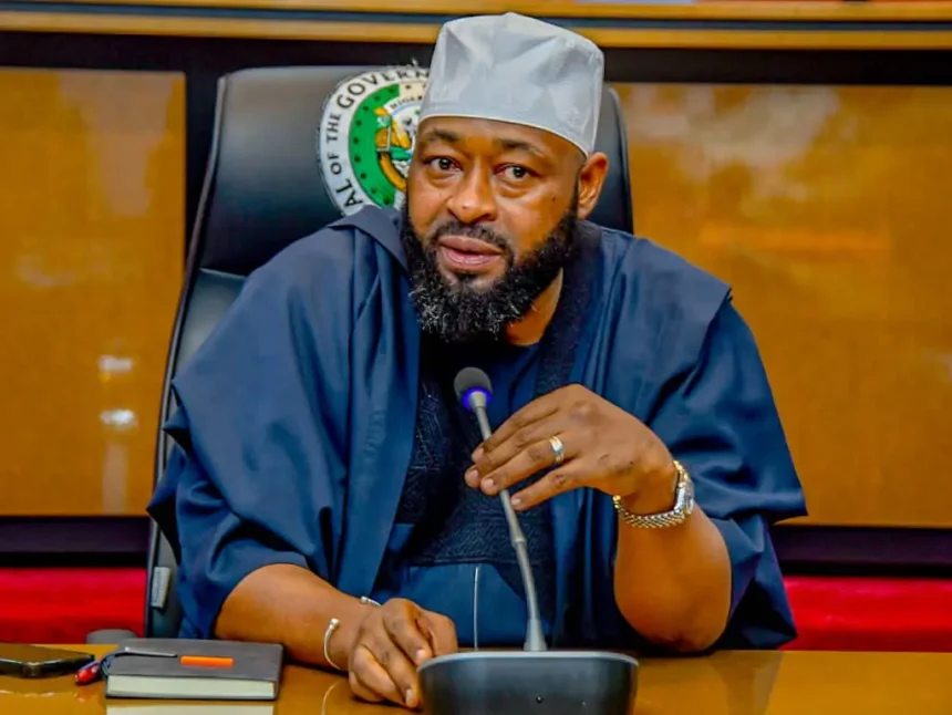 Niger Gov Bago dissolves cabinet, retains principal staff