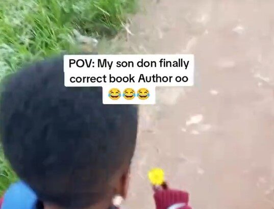 A Mother Shares Adorable Moment Her Toddler Corrected a Book Author During Study Time (VIDEO)