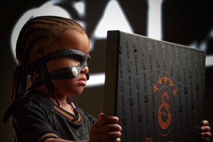 Osimhen celebrates his daughter’s 3rd birthday with a heartfelt message (IMAGES)