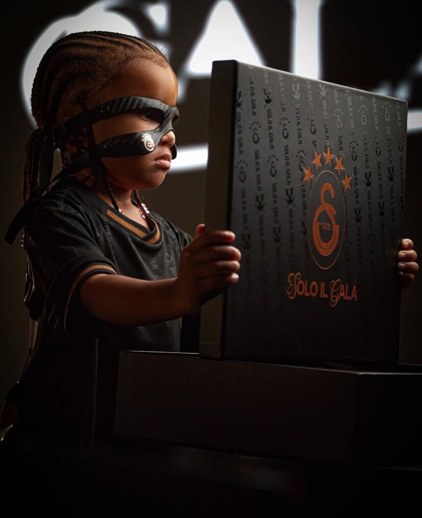 Osimhen celebrates his daughter’s 3rd birthday with a heartfelt message (IMAGES)