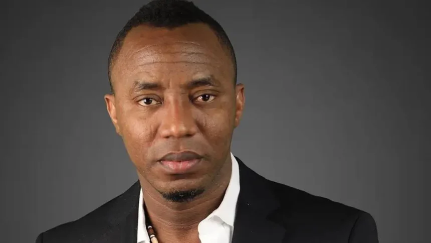 Sowore gives update after meeting Nnamdi Kanu’s brother, lawyer in Kuje Prison