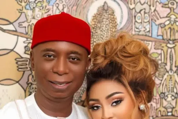 “We can’t find her” – Kemi Olunloyo Allǝges Regina Daniels has been missing for days