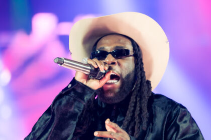 “I didn’t force anyone to be my fan, I prefer the ones with money” – Burna Boy says