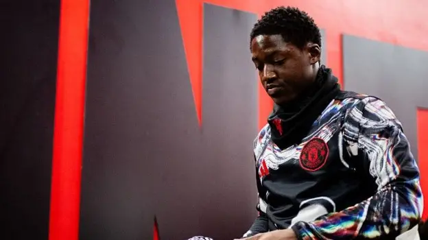 Amorim defends limited use of Mainoo at Man United