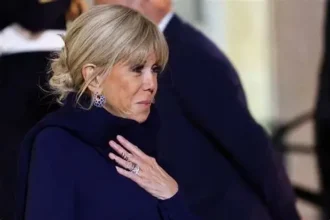 Brigitte Macron faces legal complaint after insulting feminist protesters