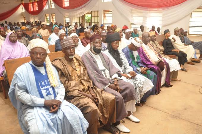 Hundreds of Muslims join Christians at Kaduna church to celebrate Christmas