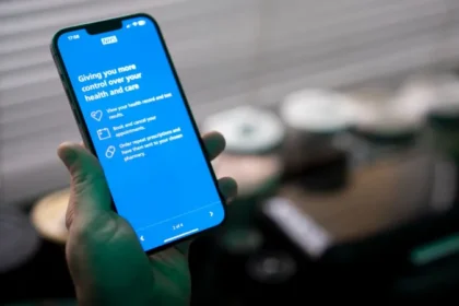 NHS 24 phone line delays soar across Scotland