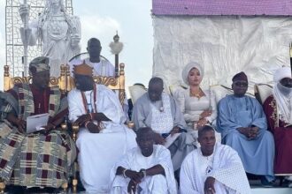Ooni of Ife installs Ghanaian President Mahama as Aare Atayeto Oodua