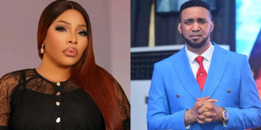 Pastor Chris Okafor reportedly kneels, begs Doris Ogala for peace after Police release
