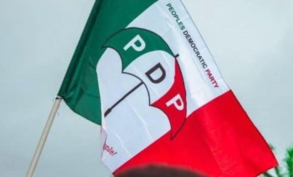 PDP defectors now mere ‘Onlookers’ in APC – Ogun chairman