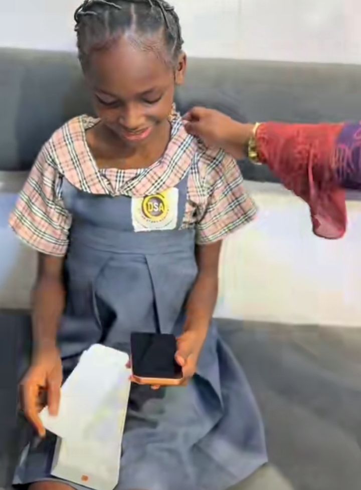Woman gifts 9-year-old daughter Iphone 17 for coming second in class