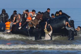 Govt to pay failed asylum seekers up to £40k to leave UK