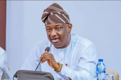 Don’t Shutdown Flight Operations, FG Begs Airline Operators