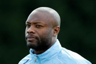 EPL: He can win trophies – Gallas names coach Chelsea should appoint as permanent manager
