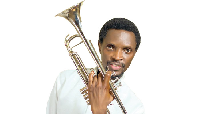 Singer Goke Bajowa finally settles copyright dispute with Boye Best [VIDEO]