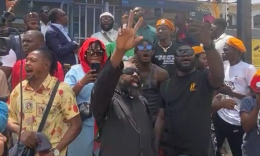 BREAKING: Protesters storm MTN office in Abuja [VIDEO]