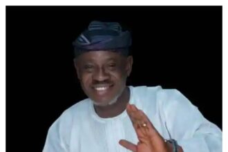 Oyo 2027: Ex-Deputy Governor, Gbolarumi, two others to contest for PDP guber ticket
