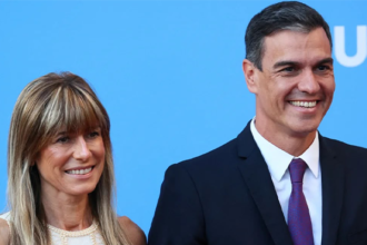 Begoña Sánchez with Spanish PM[Credit: The Guardian]