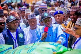 Jigawa kicks off wet season farming with fertiliser for 90,000 farmers